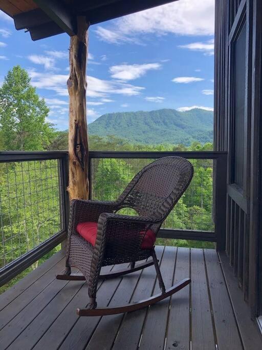 Vila The Log Castle~Stunning Mountain Views~Hot Tub Sevierville Exteriér fotografie