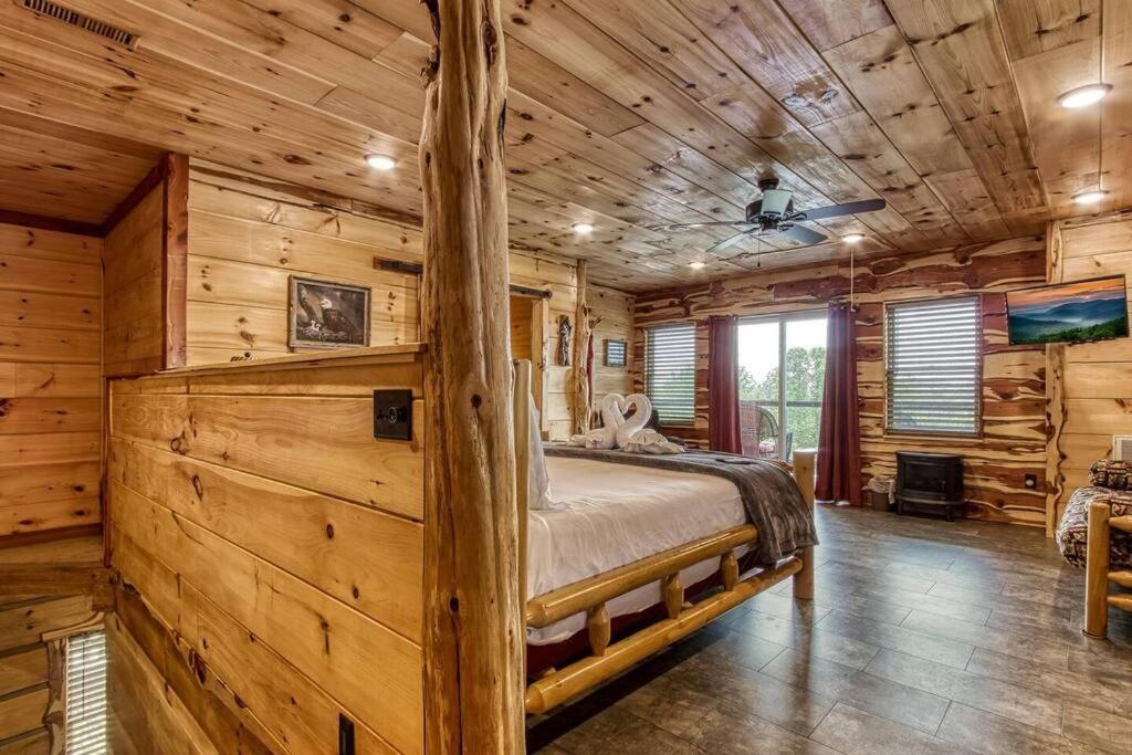 Vila The Log Castle~Stunning Mountain Views~Hot Tub Sevierville Exteriér fotografie